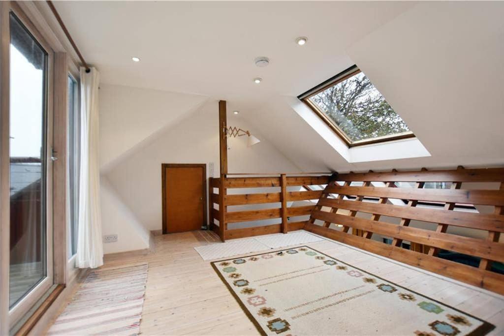 Willa Unique, Perfectly Located Town Centre House Lerwick Zewnętrze zdjęcie
